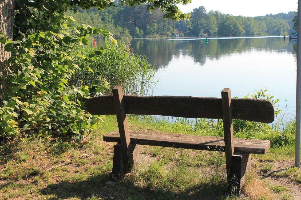 Ferienappartement Am See II Im Biospharenreservat Schorfheide Ngoại thất bức ảnh